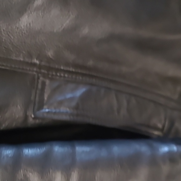 Danier leather jacket - Picture 4 of 5
